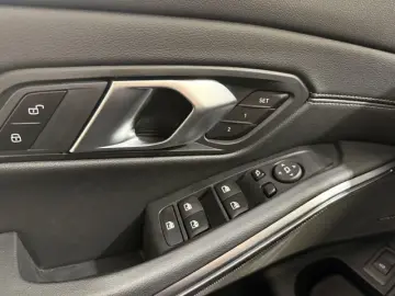 BMW M340i xDrive Limousine PRO AHK HUD HK