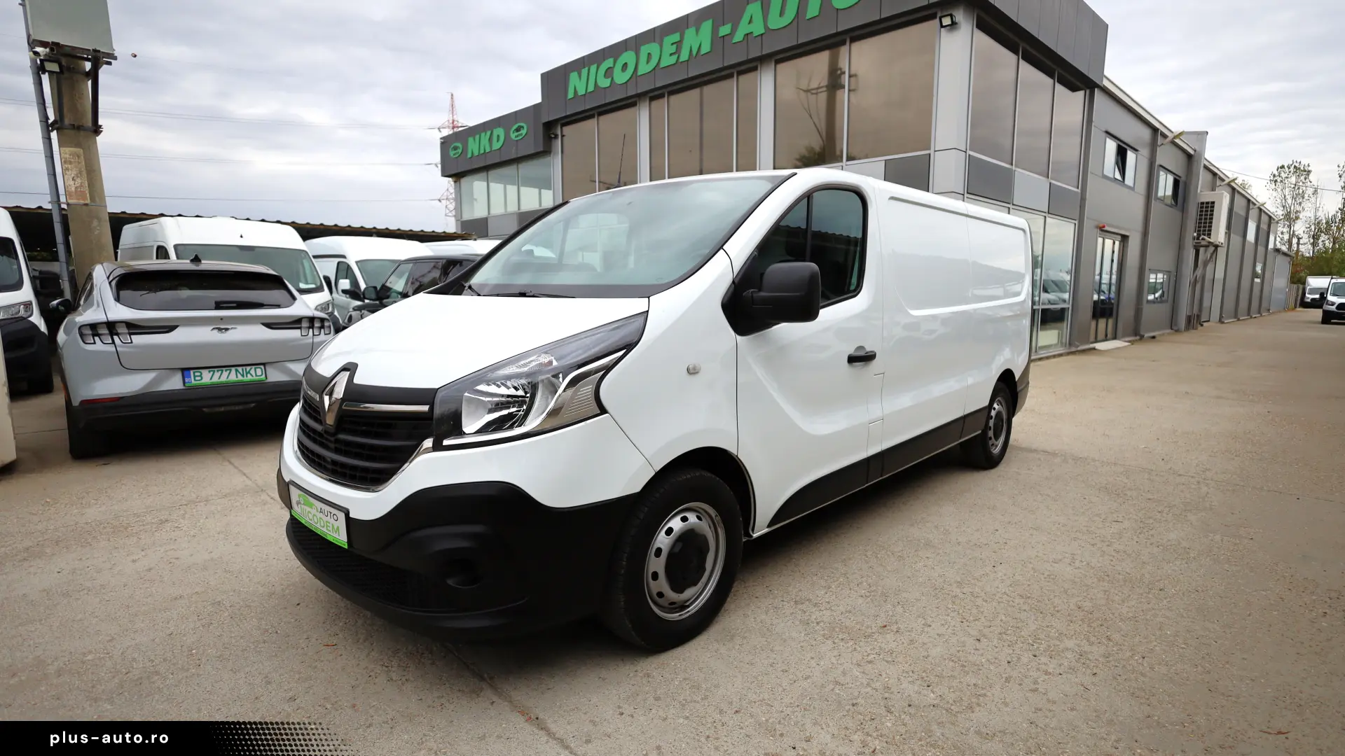Renault Trafic L2H1 2.0D 120CP