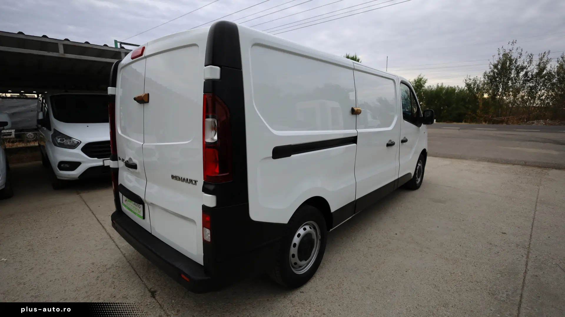 Renault Trafic L2H1 2.0D 120CP