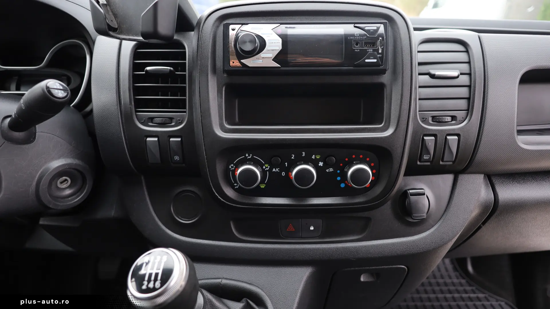 Renault Trafic L2H1 2.0D 120CP
