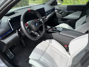 BMW M5 Touring 360 DR.ASS.PROFF SITZBELÜFT