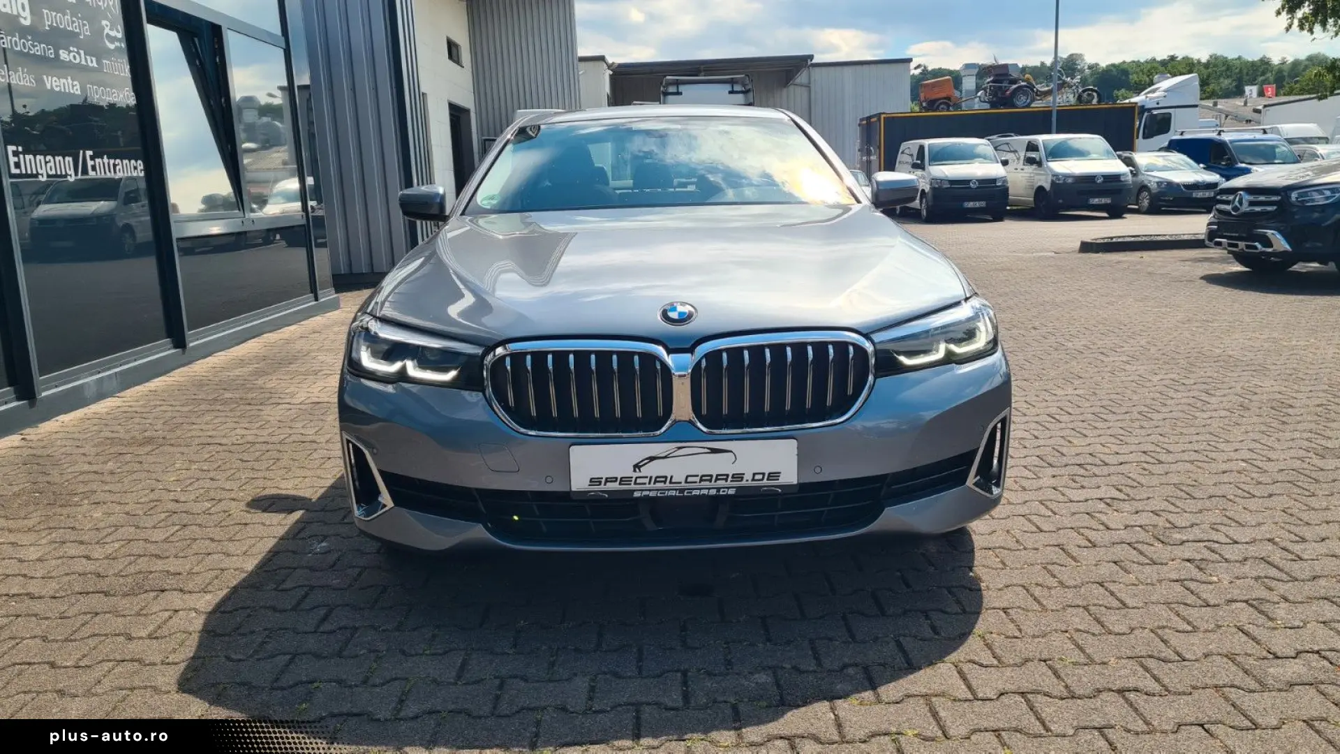 BMW 530e Luxury Line- AHK - eGlas-SD - CAM - 8 x ALU