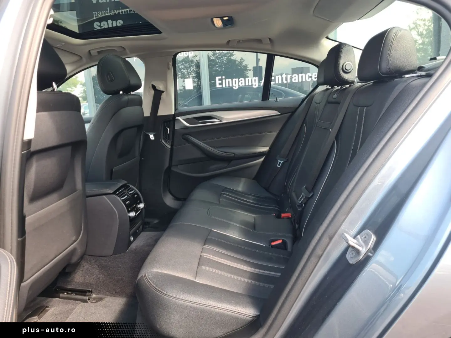 BMW 530e Luxury Line- AHK - eGlas-SD - CAM - 8 x ALU