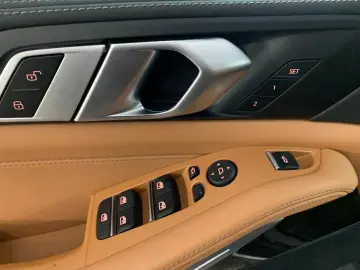 BMW X5 50 e xDr LUFT ADAPTIV-FAHRWERK KEYLESS MEMORY