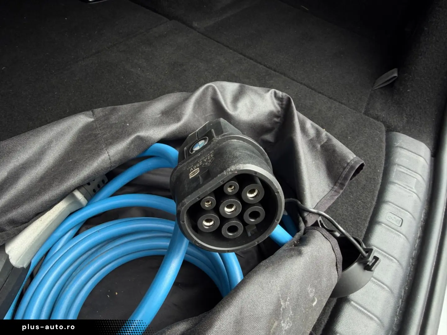 BMW 530 e xDrive Sport Line VOLLEDER SOFT-CLOSE LED