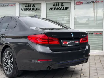 BMW 530 e xDrive Sport Line VOLLEDER SOFT-CLOSE LED