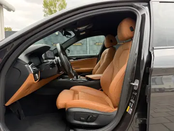 BMW 530 e xDrive Sport Line VOLLEDER SOFT-CLOSE LED