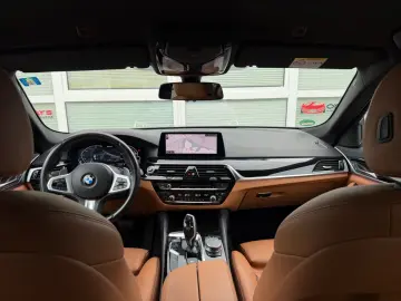 BMW 530 e xDrive Sport Line VOLLEDER SOFT-CLOSE LED