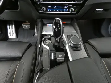 BMW 530 e xDrive M Sportpaket iPerformance HUD HiFi