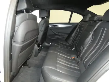 BMW 530 e xDrive M Sportpaket iPerformance HUD HiFi