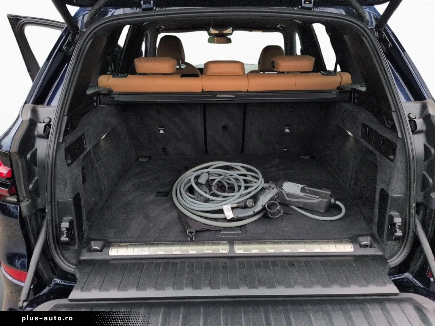 BMW X5 xDrive50e M Sport 22  H&K Innov 360  Comfort