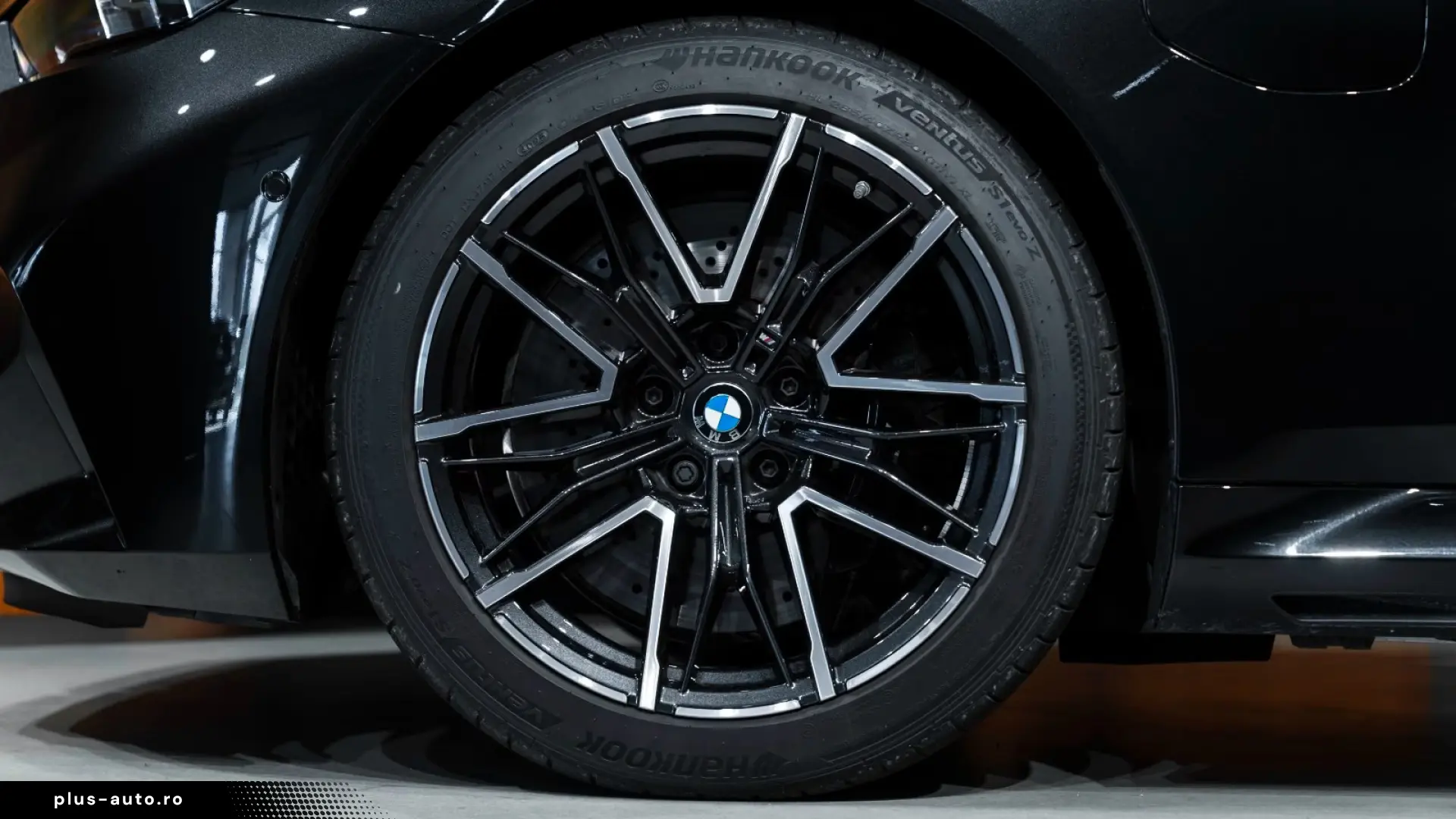 BMW M5 Limousine  360
