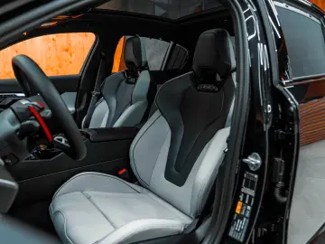 BMW M5 Limousine  360