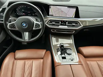 BMW X5 xDrive45e M-Sportpaket HUD LASER AHK H&K 360