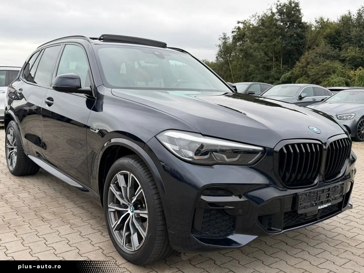 BMW X5 xDrive 45e MSport   Skylounge   Soft close