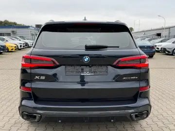 BMW X5 xDrive 45e MSport   Skylounge   Soft close