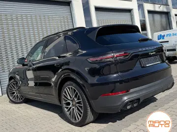 PORSCHE Cayenne E-Hybrid  21 Zol Panorama Luftfed. BOSE