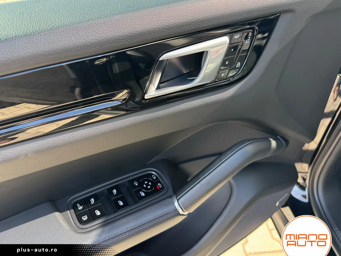 PORSCHE Cayenne E-Hybrid  21 Zol Panorama Luftfed. BOSE