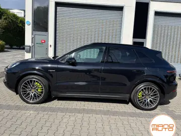 PORSCHE Cayenne E-Hybrid  21 Zol Panorama Luftfed. BOSE
