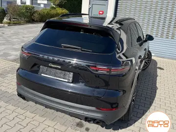 PORSCHE Cayenne E-Hybrid  21 Zol Panorama Luftfed. BOSE