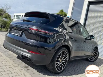PORSCHE Cayenne E-Hybrid  21 Zol Panorama Luftfed. BOSE