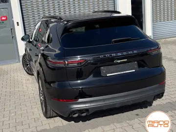 PORSCHE Cayenne E-Hybrid  21 Zol Panorama Luftfed. BOSE