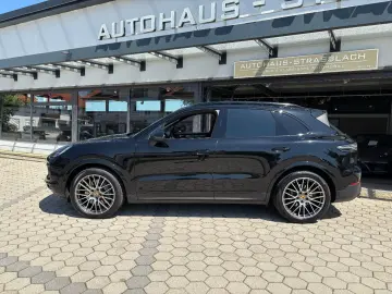 PORSCHE Cayenne S Platinum Edition LUFT ACC PANO BOSE