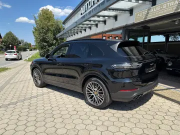 PORSCHE Cayenne S Platinum Edition LUFT ACC PANO BOSE