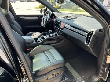 PORSCHE Cayenne S Platinum Edition LUFT ACC PANO BOSE