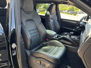 PORSCHE Cayenne S Platinum Edition LUFT ACC PANO BOSE