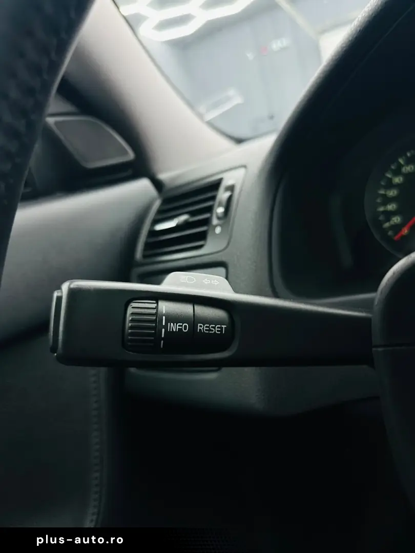 VOLVO V50 2010 1.6D E5 Garantie 12 Luni Rate Avans 0 Doar Cu