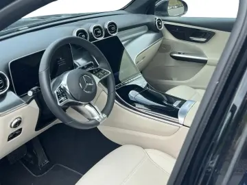 MERCEDES-BENZ GLC 220 d 4M Coupé AVANTGARDE PANO ACC WINTER