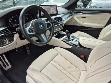 BMW 530 e xDrive M.Sport Laser Pano 360 Assistant
