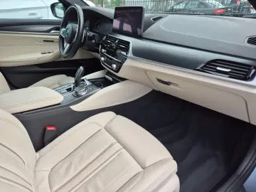 BMW 530 e xDrive M.Sport Laser Pano 360 Assistant