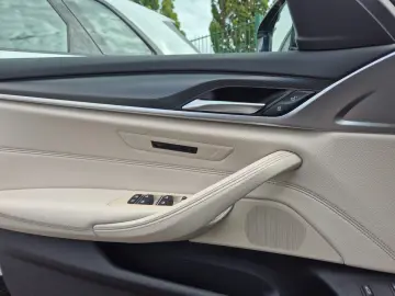 BMW 530 e xDrive M.Sport Laser Pano 360 Assistant