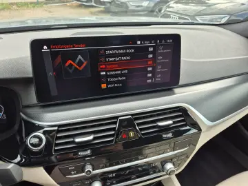 BMW 530 e xDrive M.Sport Laser Pano 360 Assistant