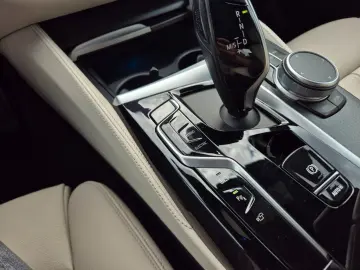 BMW 530 e xDrive M.Sport Laser Pano 360 Assistant