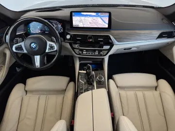 BMW 530e xDrive Limousine M Sport Navi.Laser.360