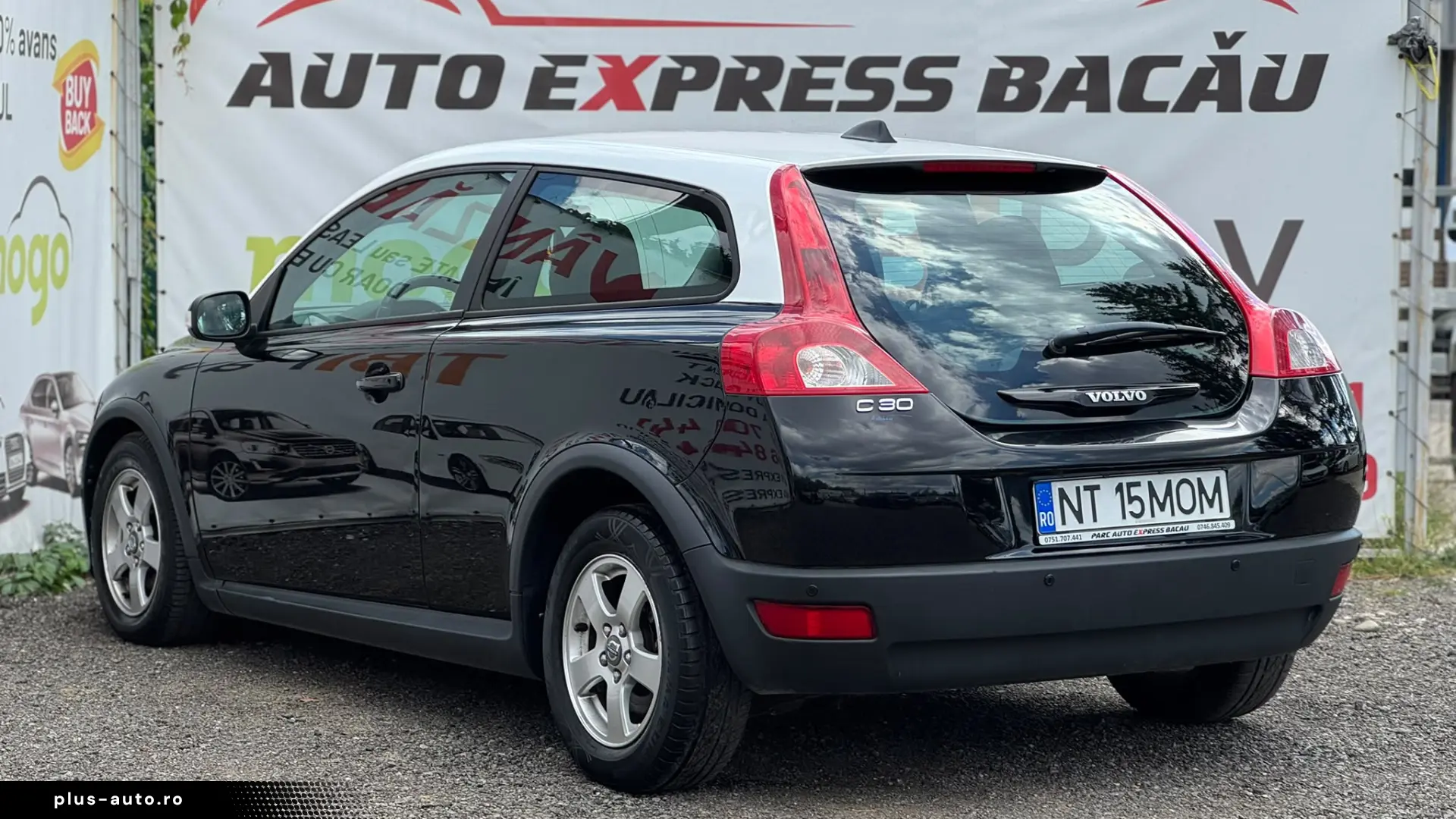 VOLVO C30