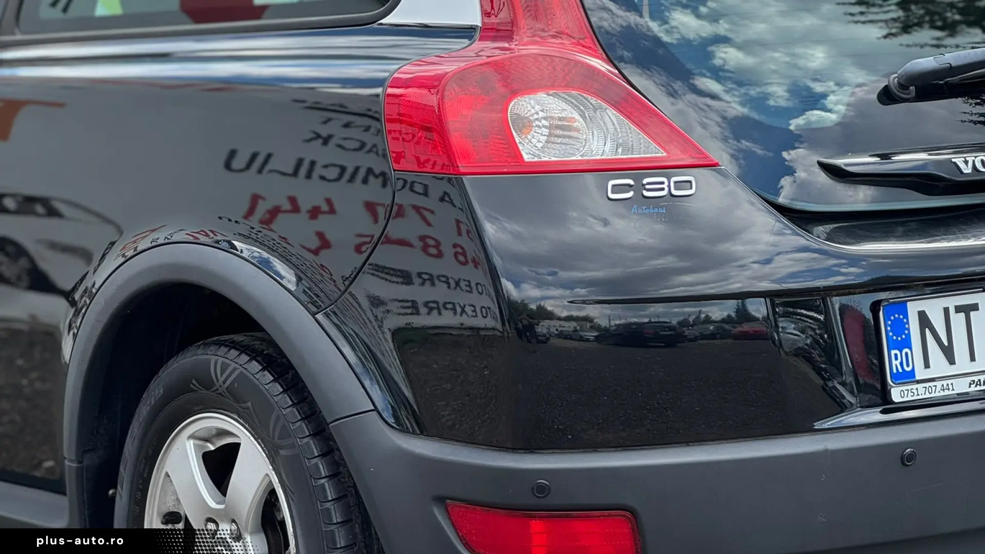 VOLVO C30