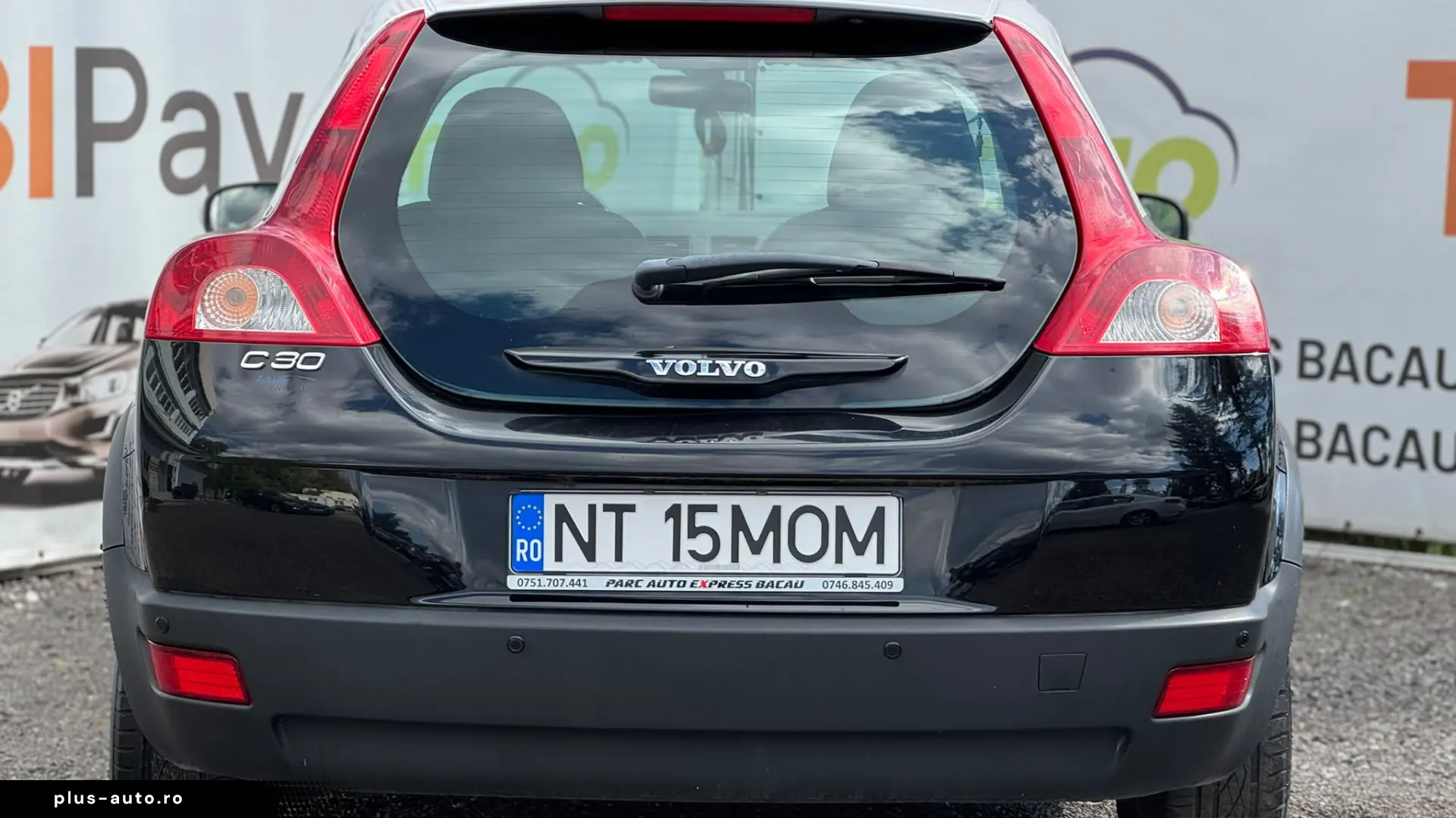 VOLVO C30