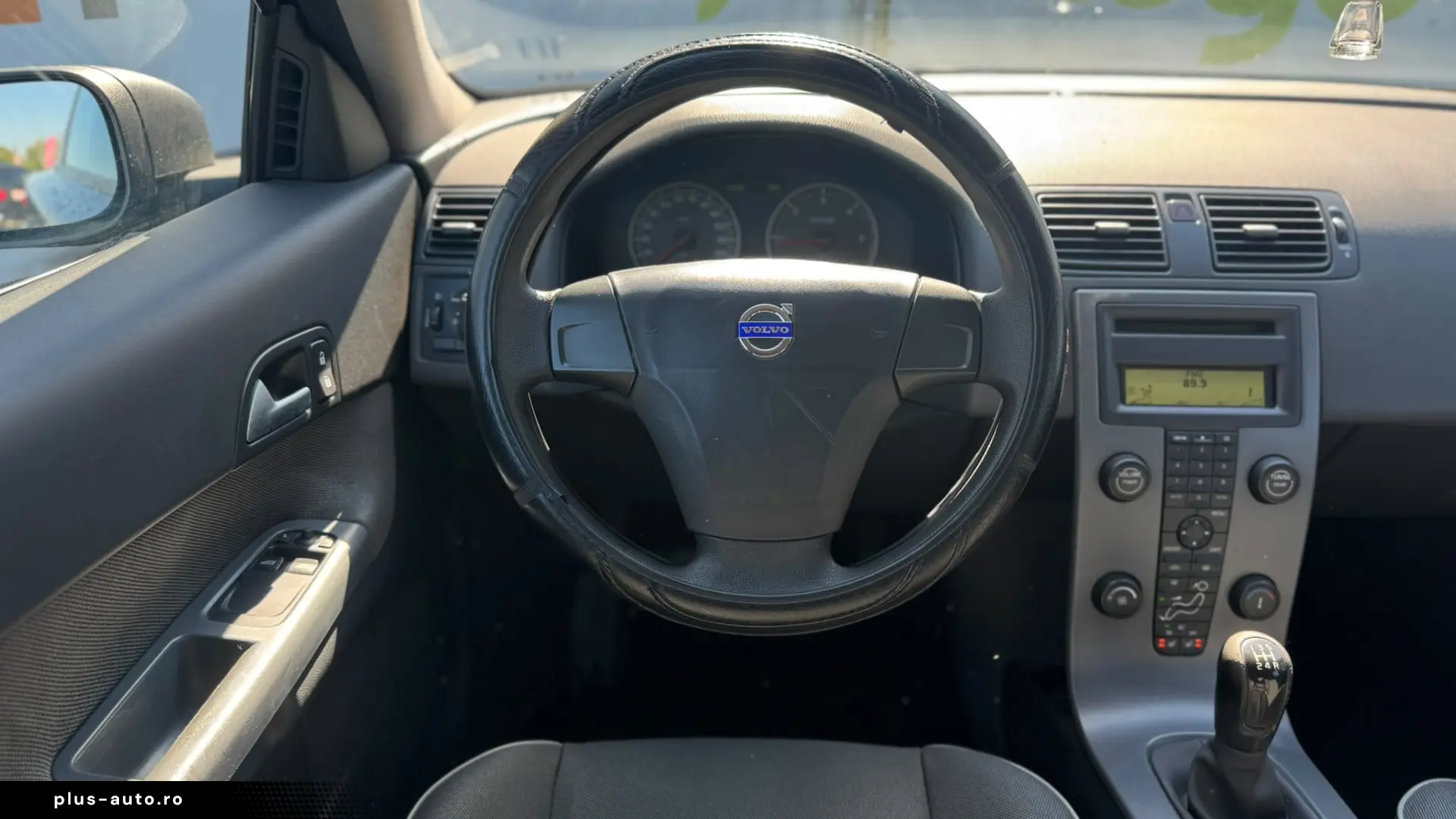VOLVO C30
