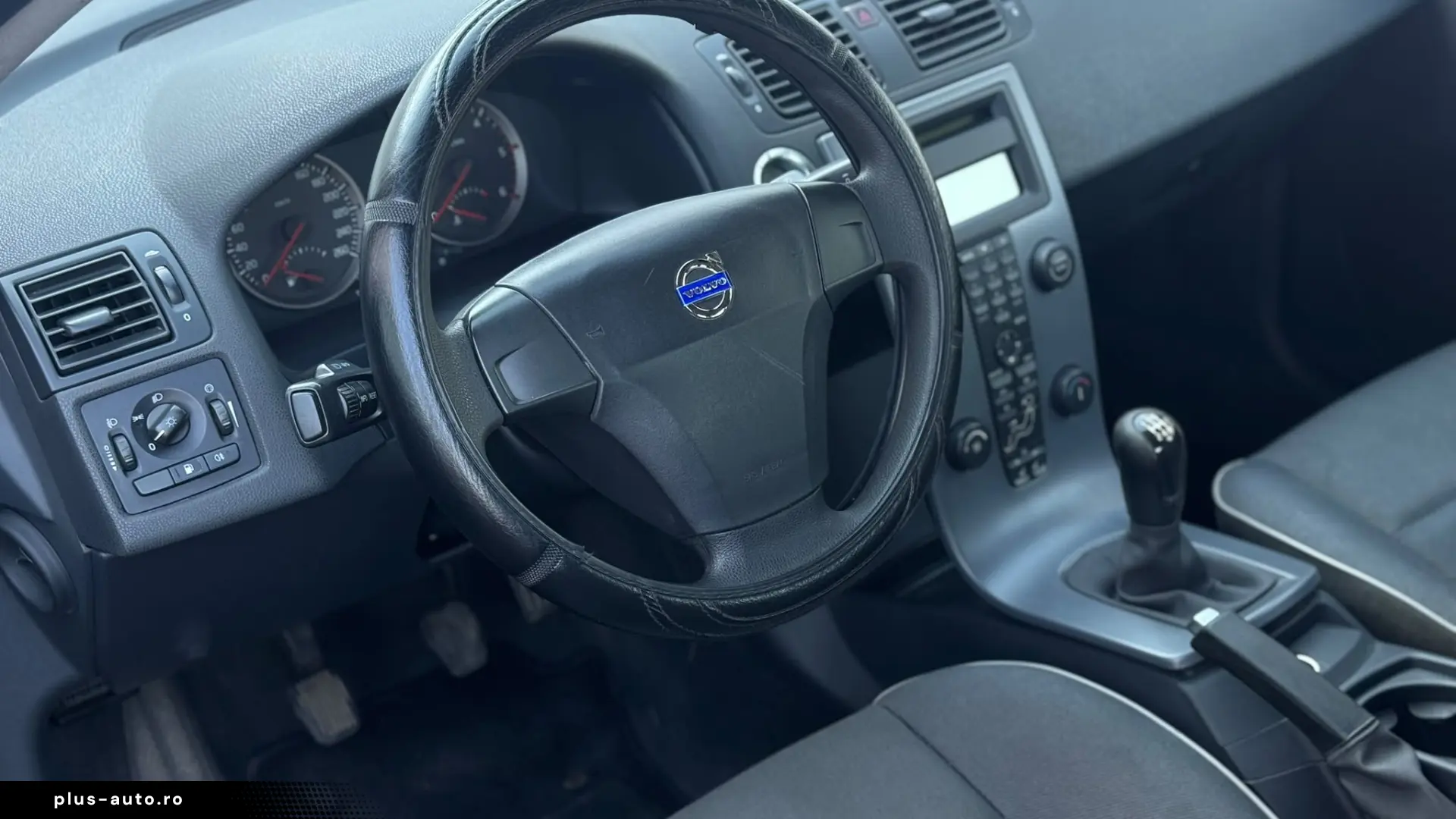 VOLVO C30