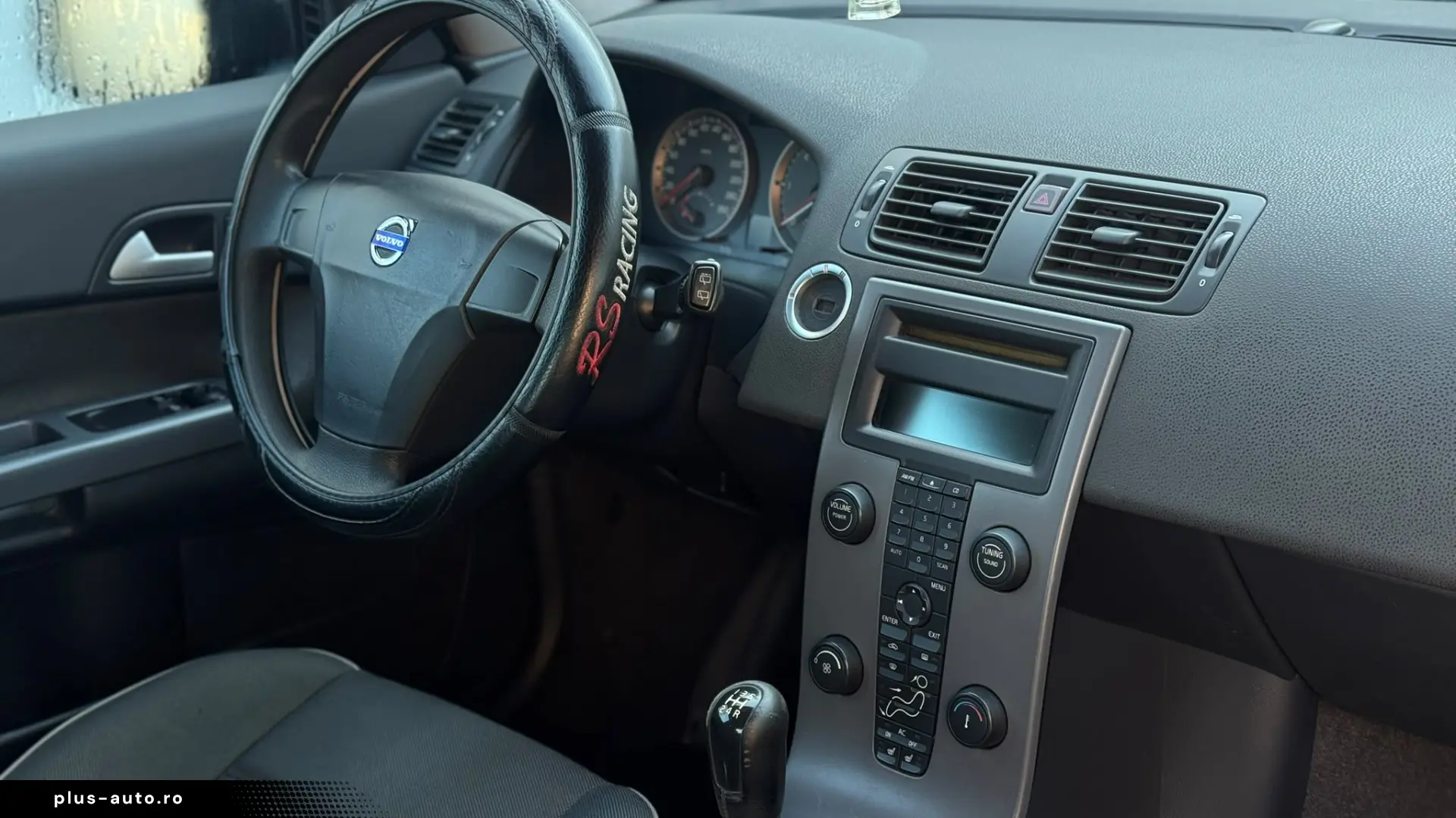 VOLVO C30