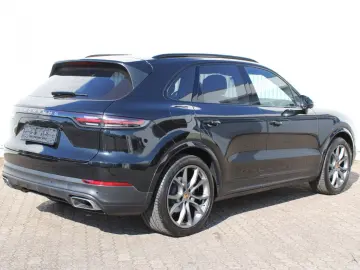PORSCHE Cayenne  Abstandstempomat  Navi