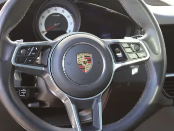 PORSCHE Cayenne  Abstandstempomat  Navi