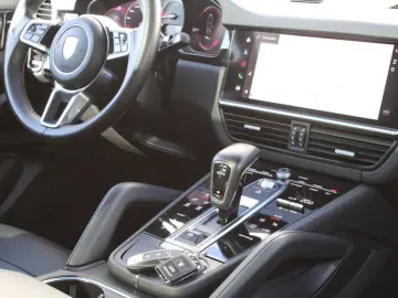 PORSCHE Cayenne  Abstandstempomat  Navi