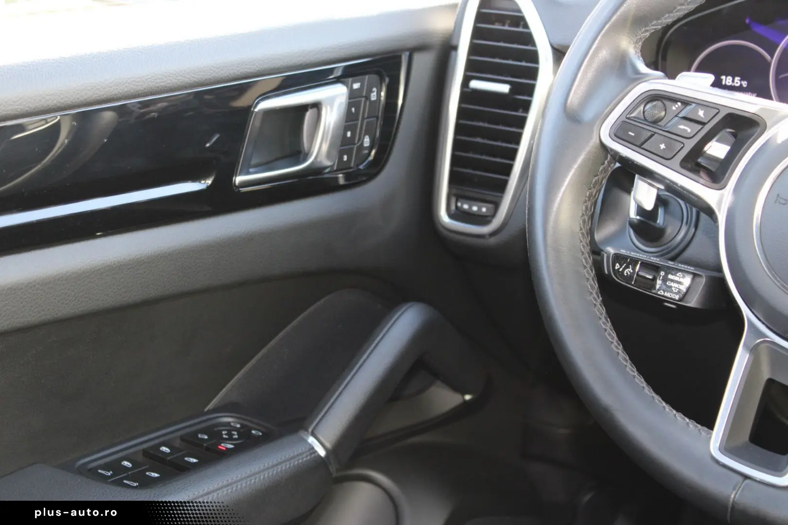 PORSCHE Cayenne  Abstandstempomat  Navi