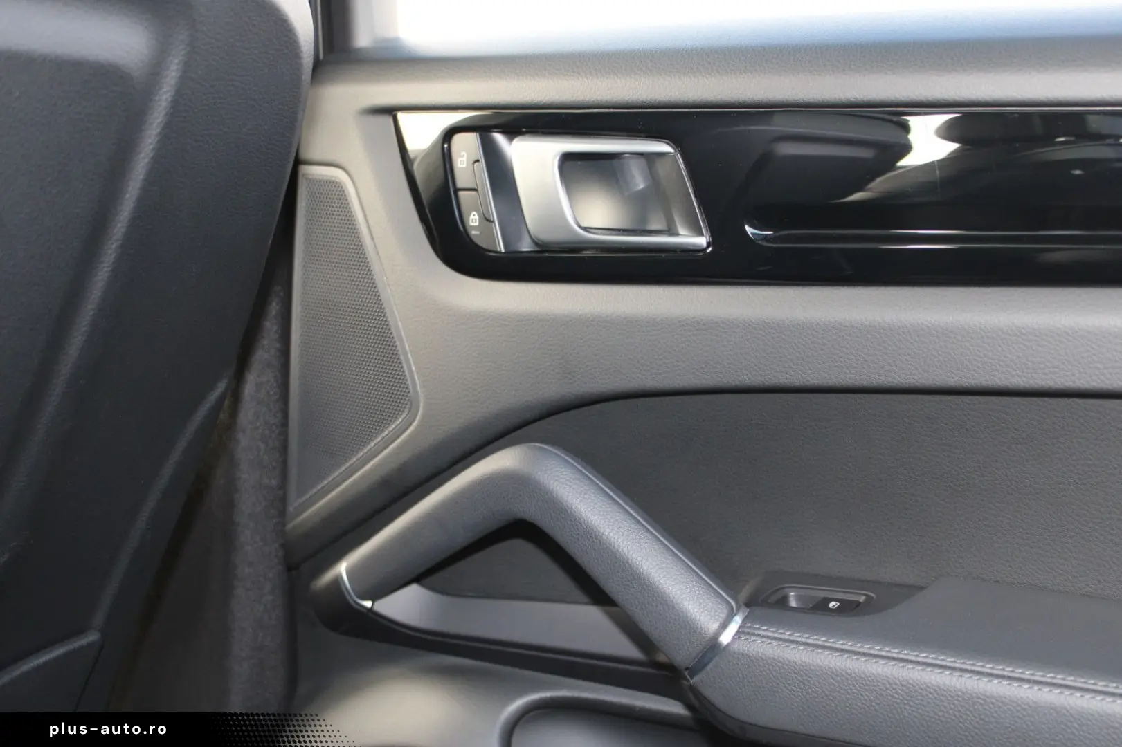 PORSCHE Cayenne  Abstandstempomat  Navi