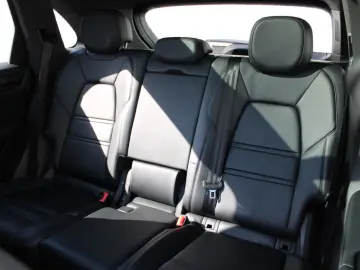 PORSCHE Cayenne  Abstandstempomat  Navi